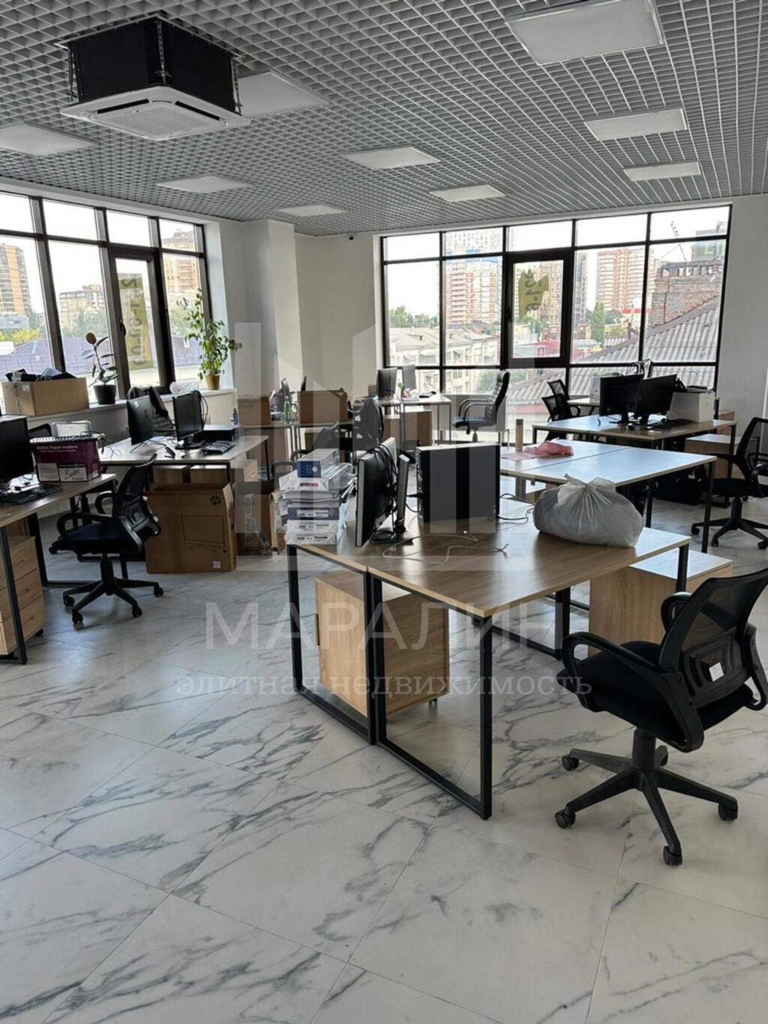 Купить офис, помещение под офис за 70 000 000 рублей на Красноармейская, 202