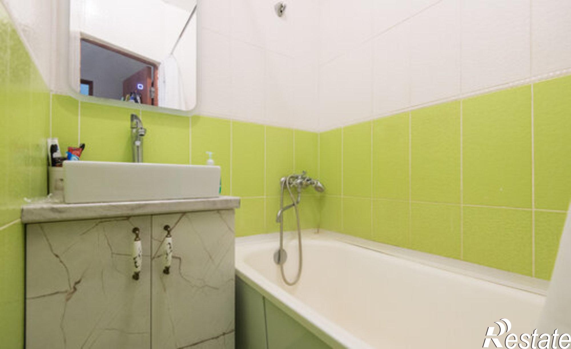 Купить квартиру за 5 650 000 рублей на улица Профинтерна, 11