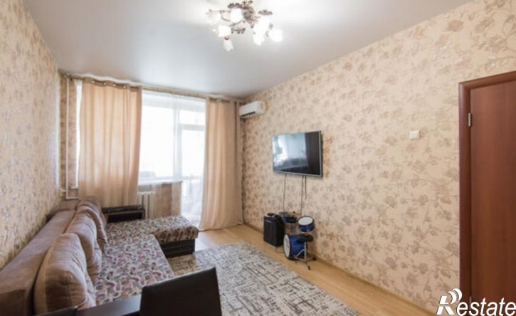 3-комн квартира улица Профинтерна, 11,  д. 11