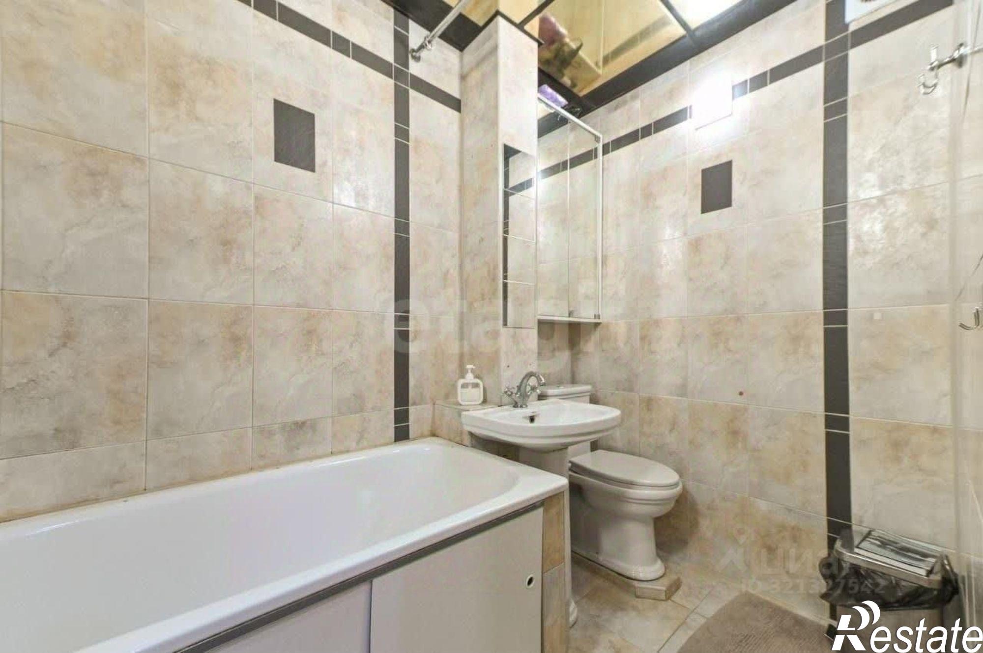 Купить квартиру за 5 300 000 рублей на улица 339-й Стрелковой Дивизии, 29