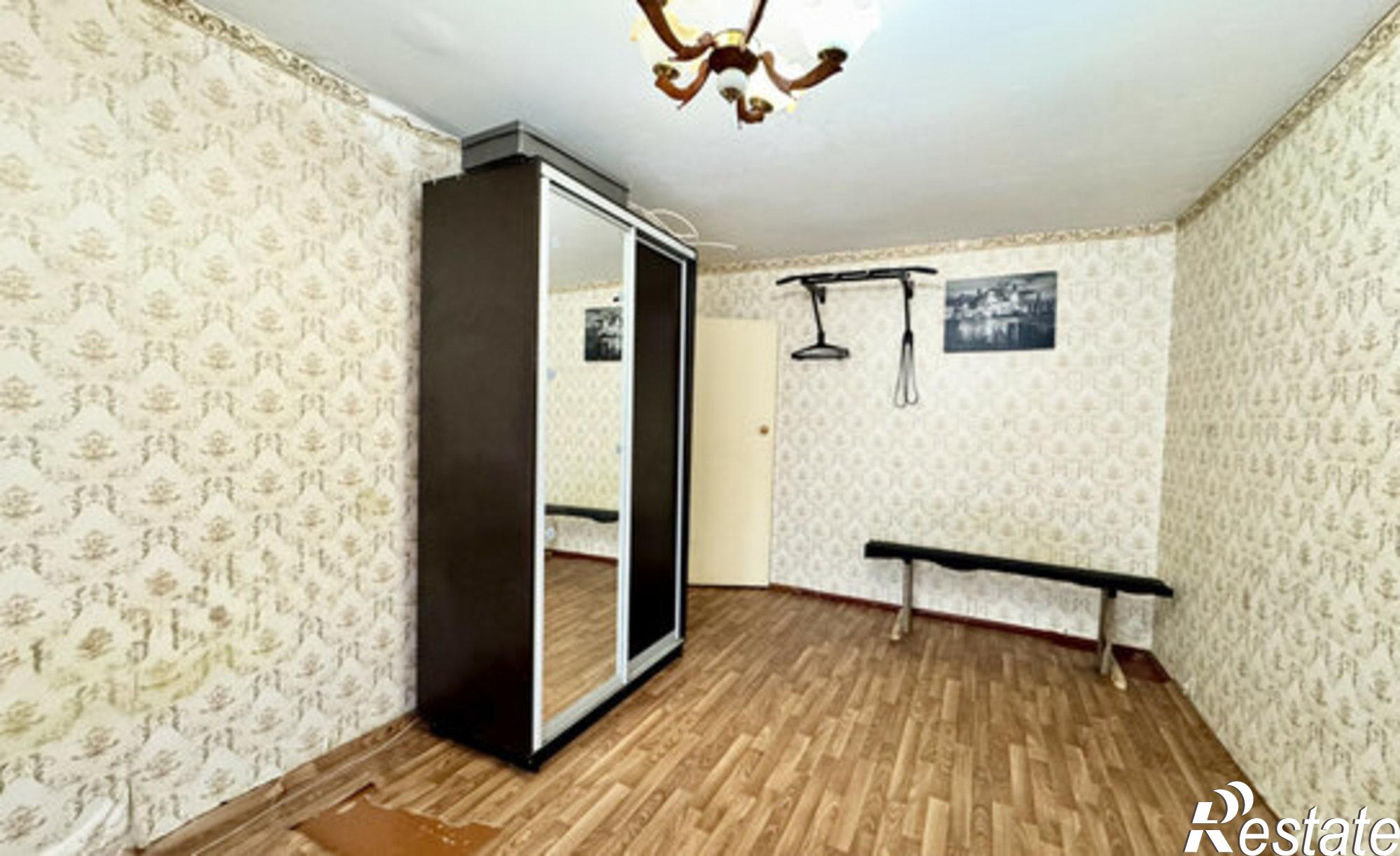 Купить квартиру за 3 000 000 рублей на пр-кт 40-летия Победы, 73/6