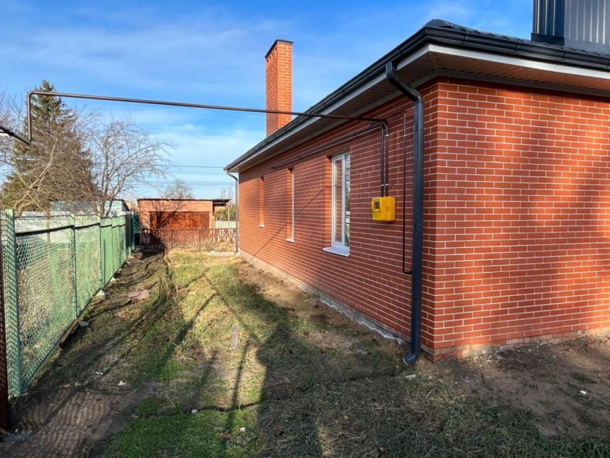 Купить дачу, дом, коттедж за 7 500 000 рублей на Искристая ул