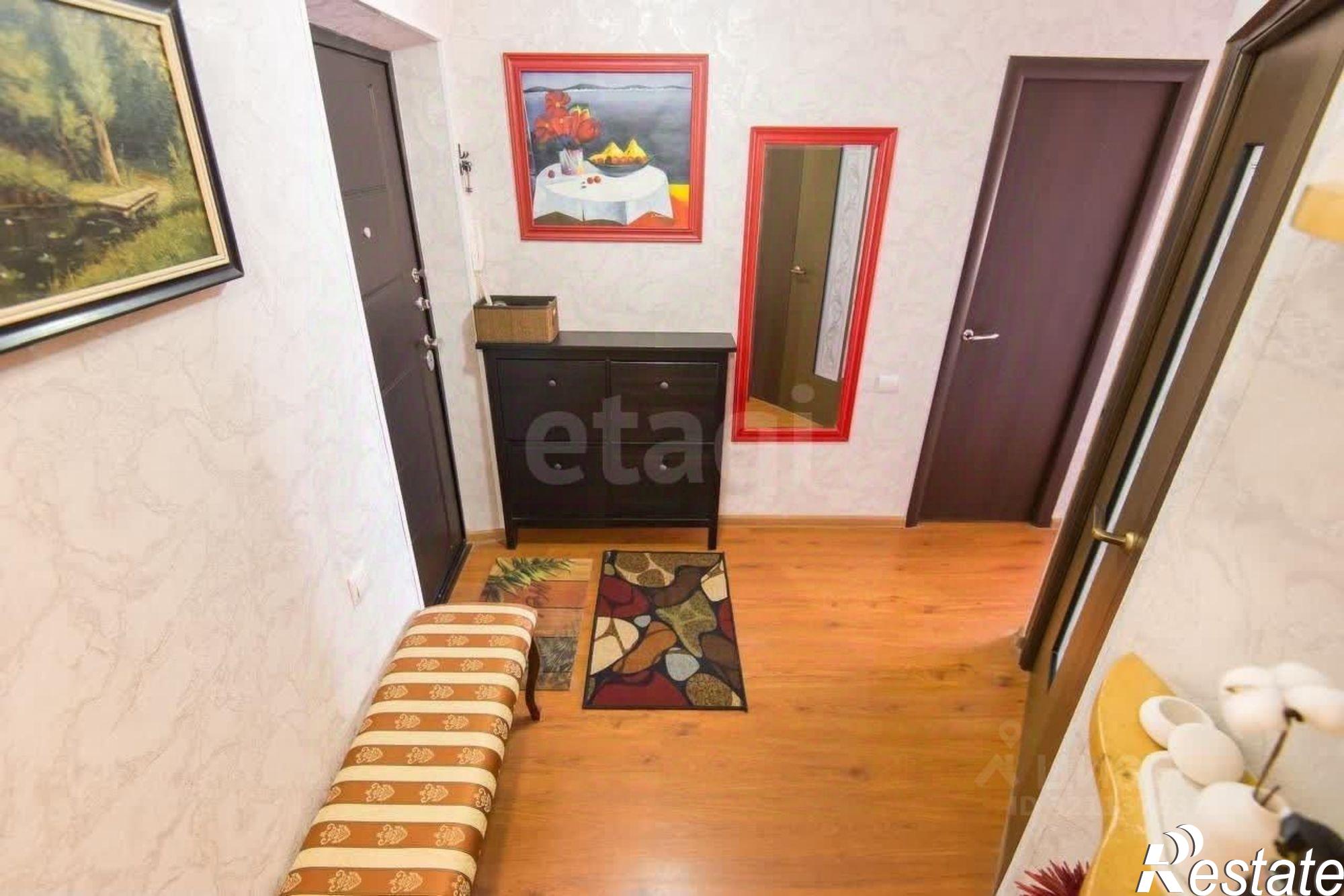 Купить квартиру за 7 700 000 рублей на улица Мечникова, 77В