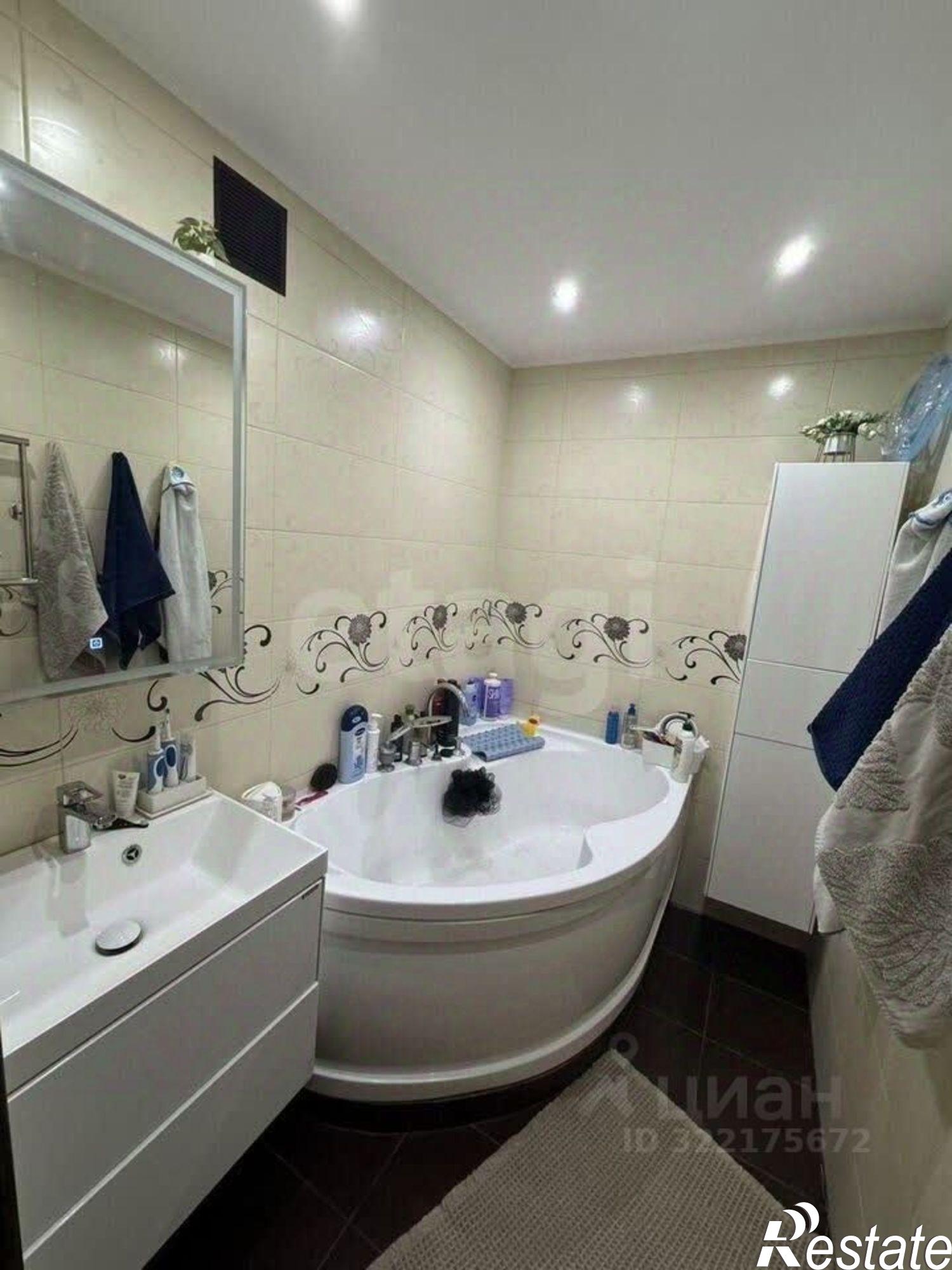 Купить квартиру за 12 700 000 рублей на проспект Михаила Нагибина, 41Б