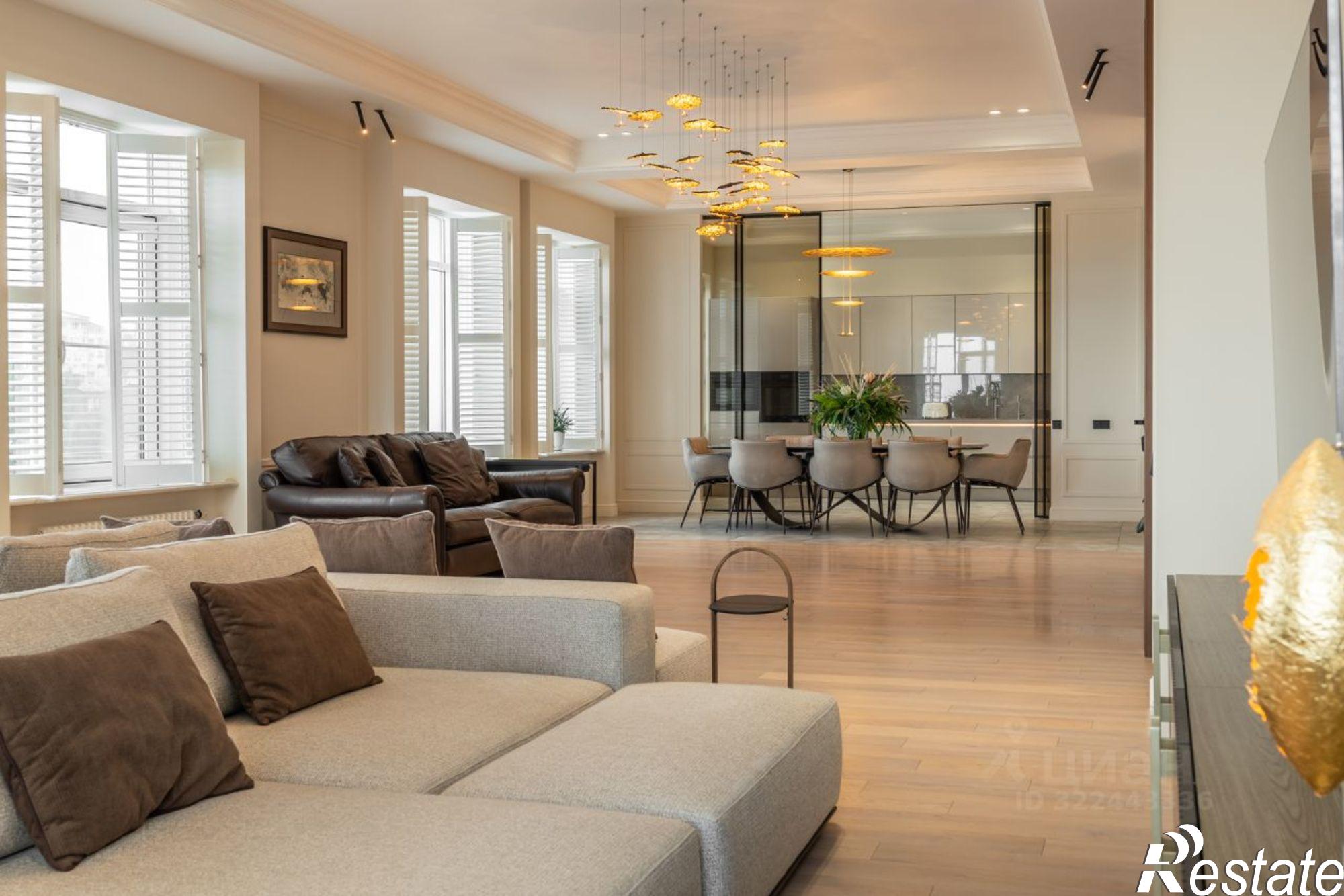 Купить квартиру за 70 000 000 рублей на ул Седова, 14Б