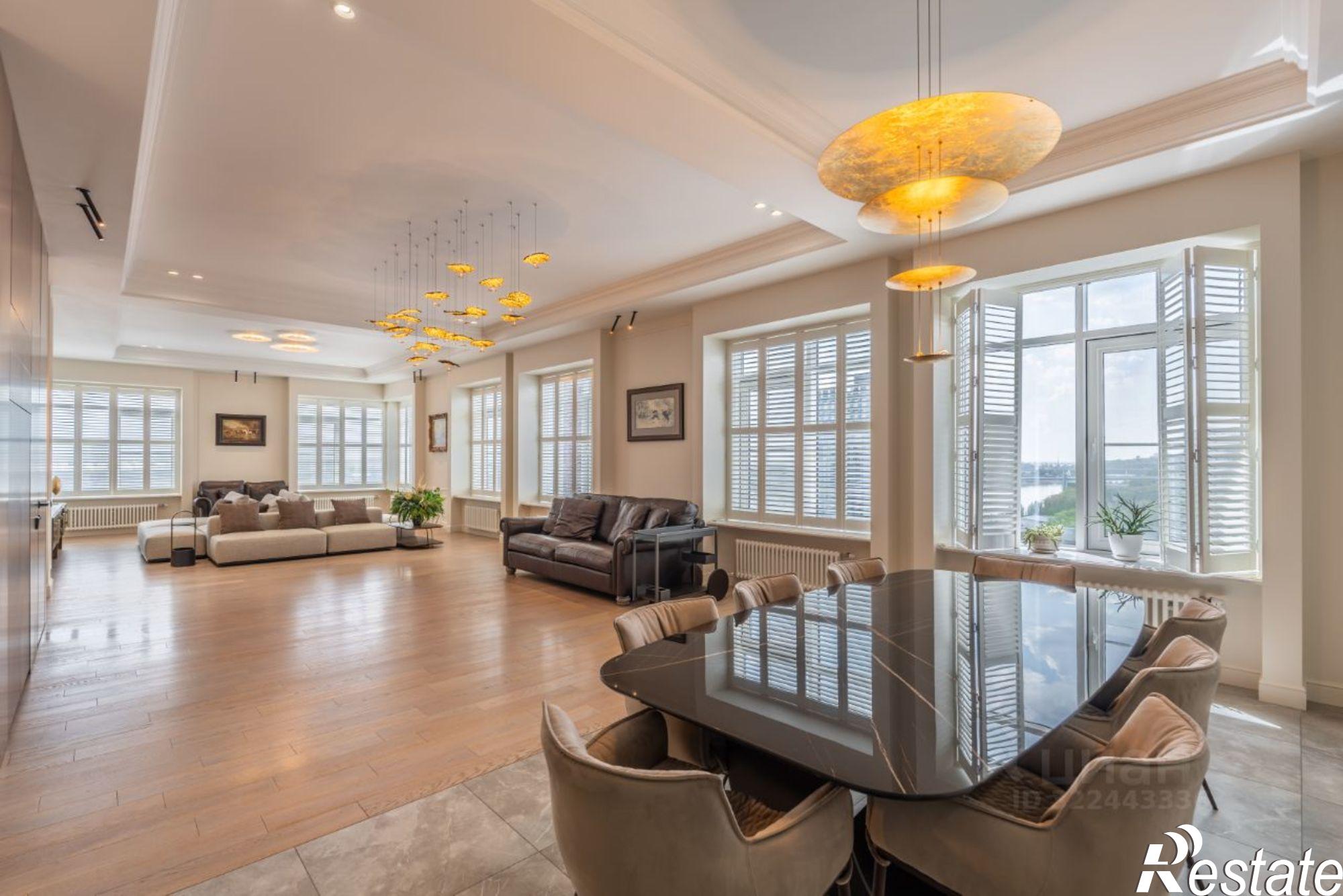 Купить квартиру за 70 000 000 рублей на ул Седова, 14Б