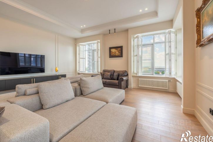 3-комн квартира ул Седова, 14Б,  д. 14Б