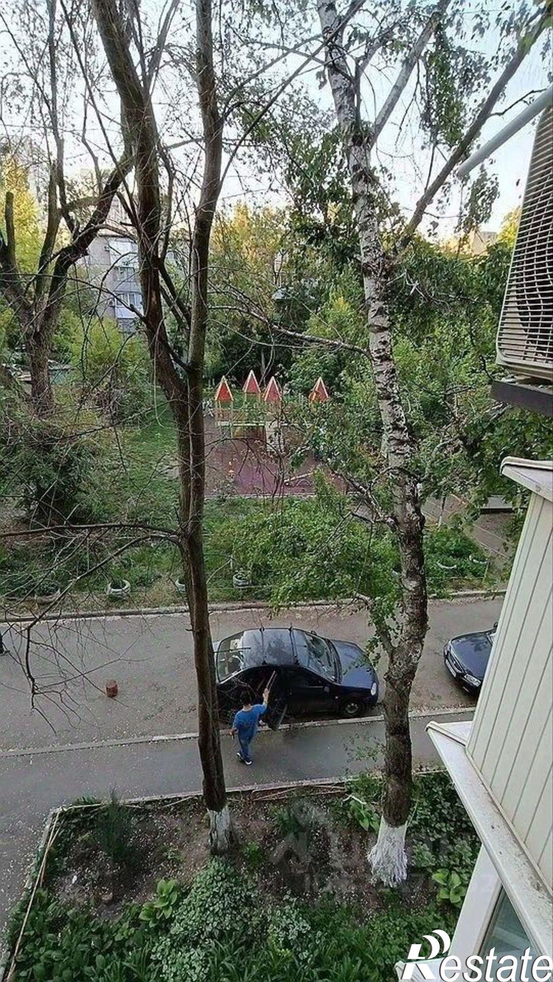 Купить квартиру за 6 300 000 рублей на ул Филимоновская, 156