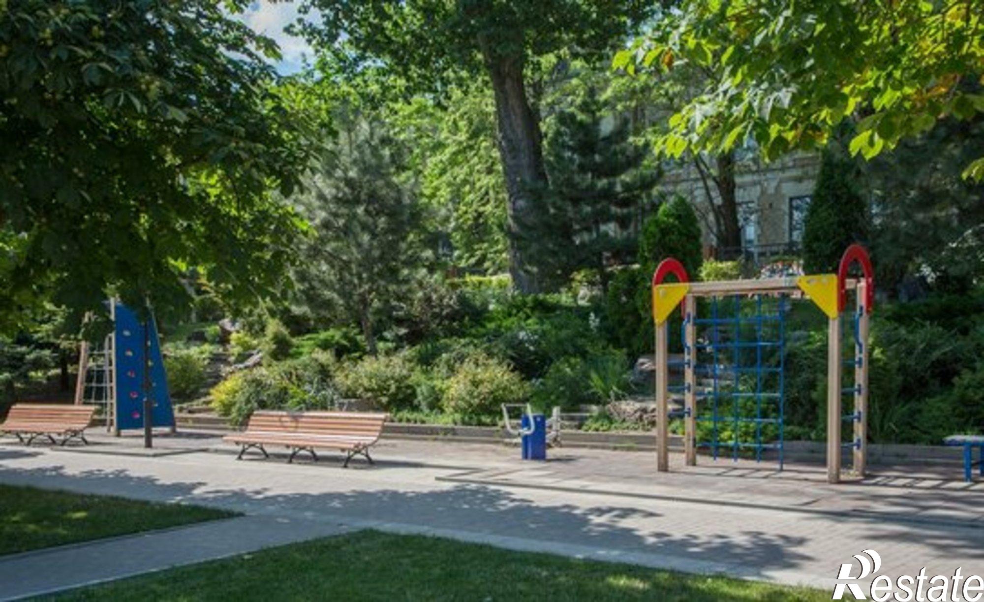 Купить квартиру за 32 000 000 рублей на Береговая улица, 55А