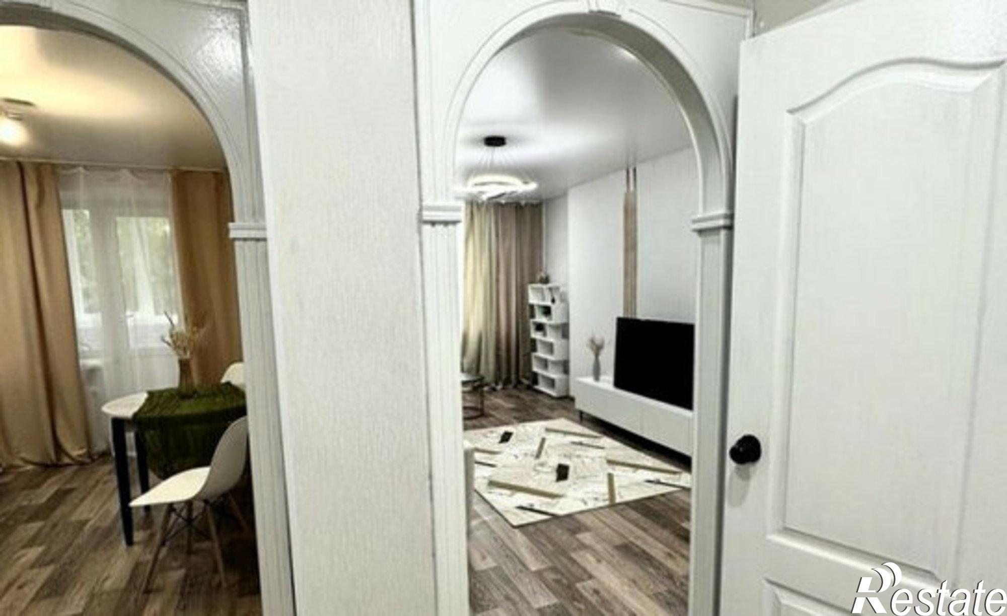 Купить квартиру за 4 100 000 рублей на проспект Стачки, 191