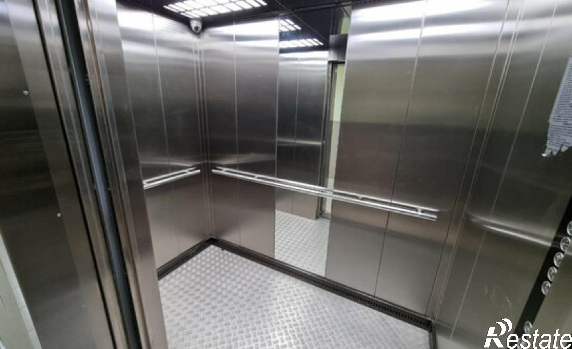 Купить квартиру за 5 000 000 рублей на улица Добровольского, 17