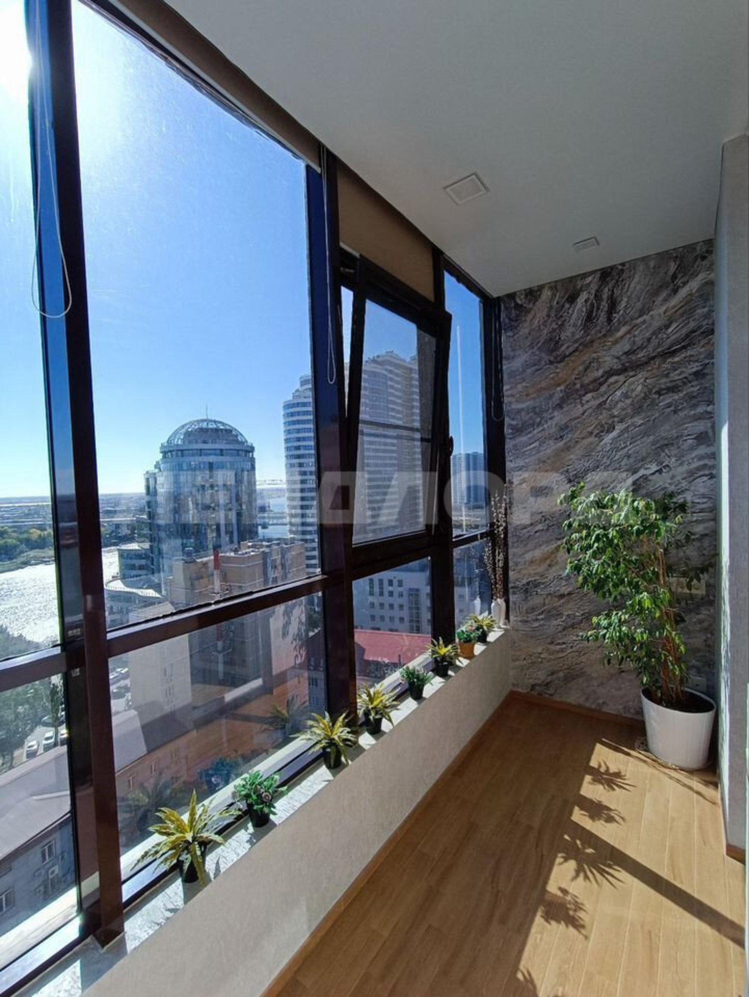 Купить квартиру за 20 000 000 рублей на переулок Островского, 1А