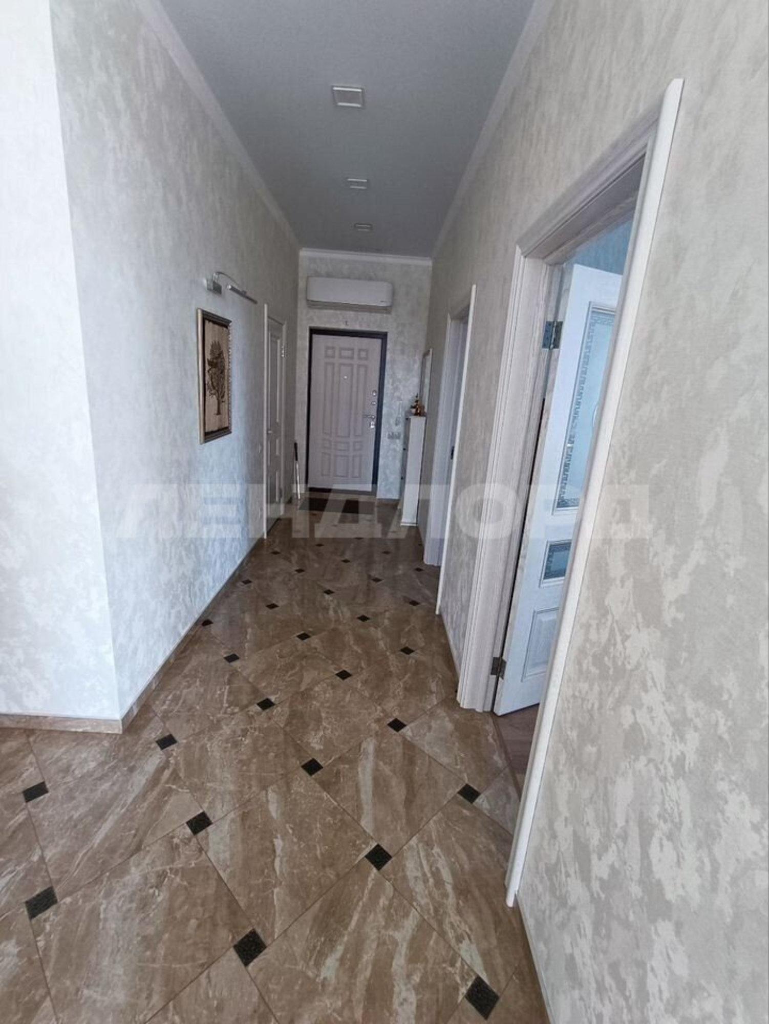 Купить квартиру за 20 000 000 рублей на переулок Островского, 1А