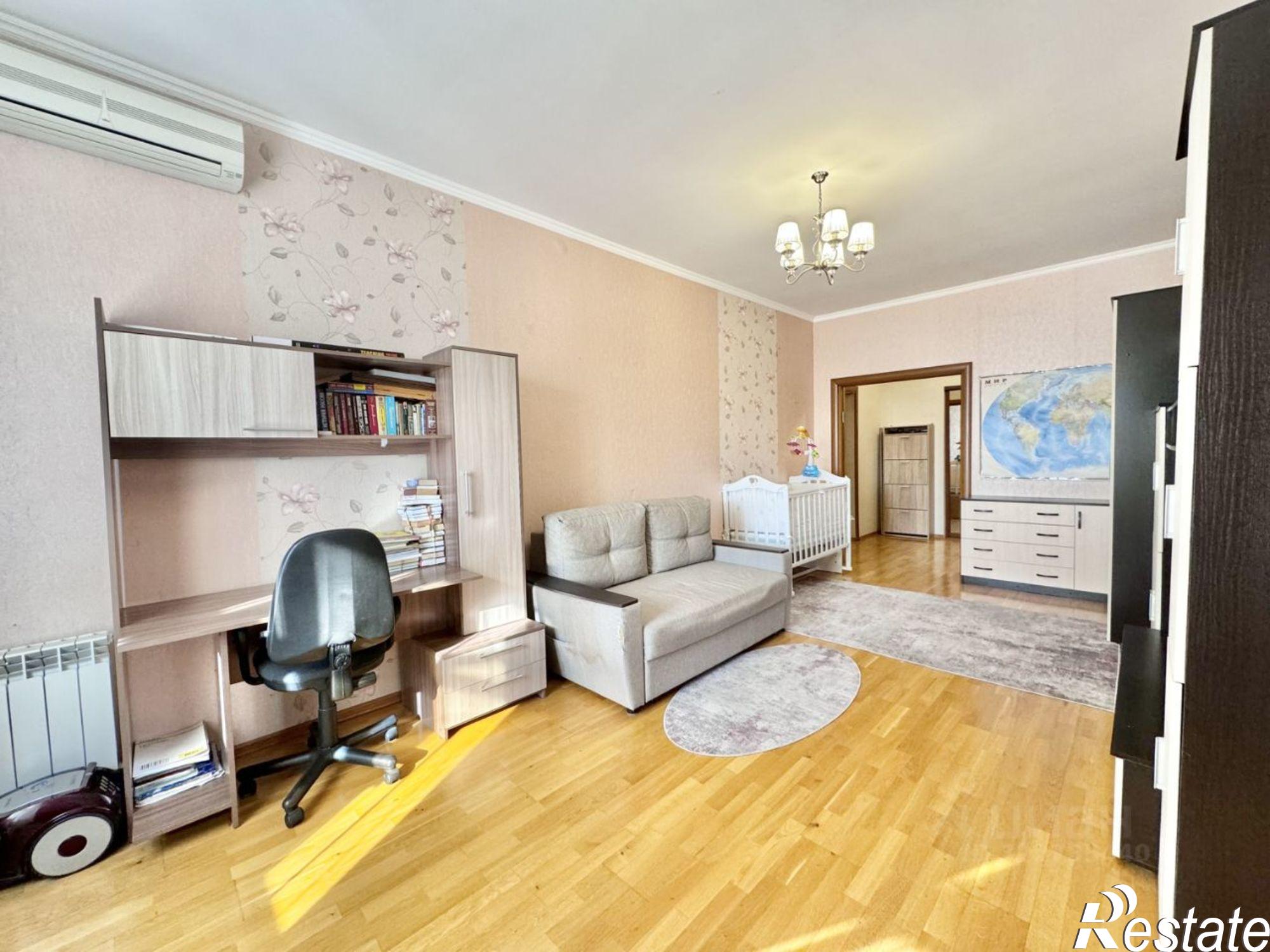 Купить квартиру за 19 800 000 рублей на проспект Чехова, 55