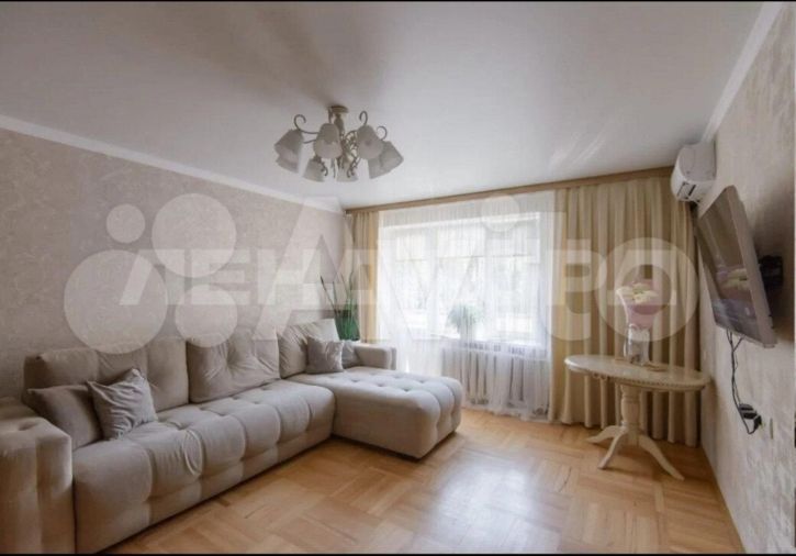 4-комн квартира 1-я Баррикадная улица, 48