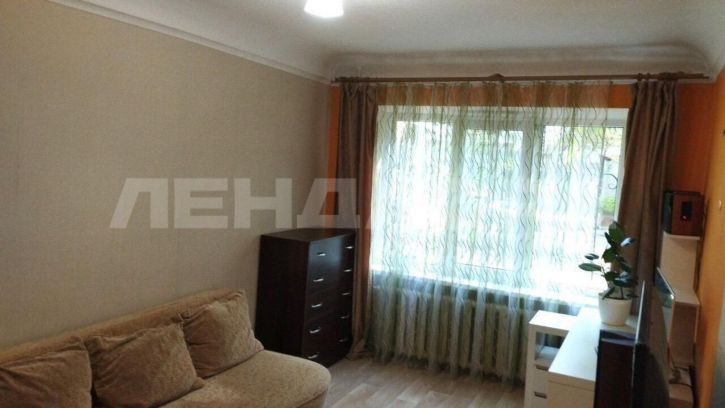 2-комн квартира проспект 40-летия Победы, 73/7