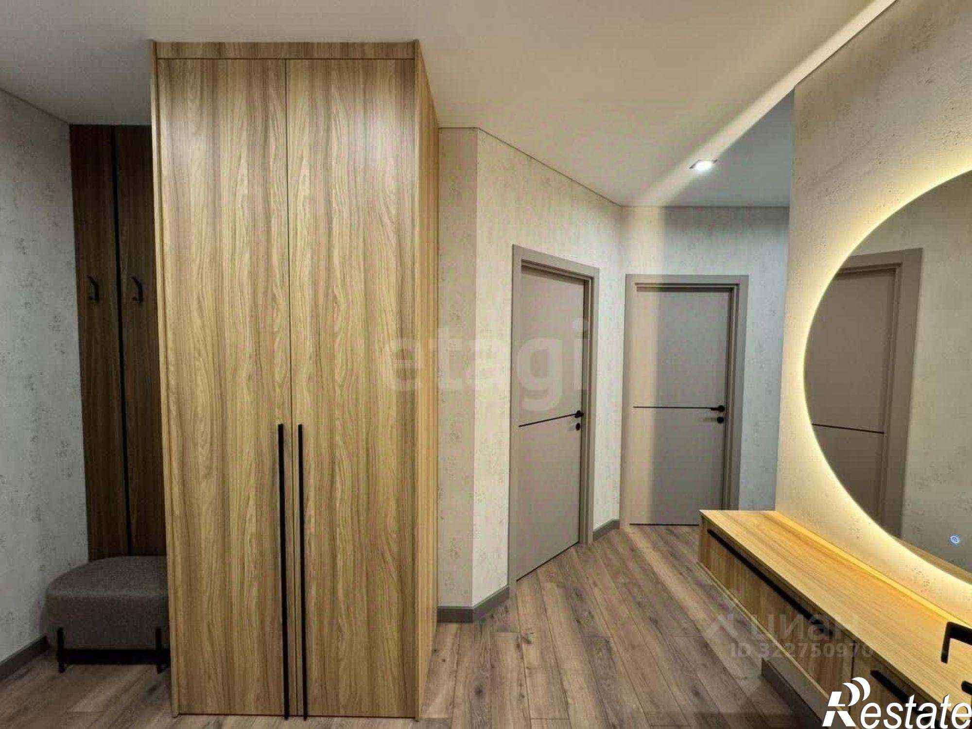 Купить квартиру за 10 800 000 рублей