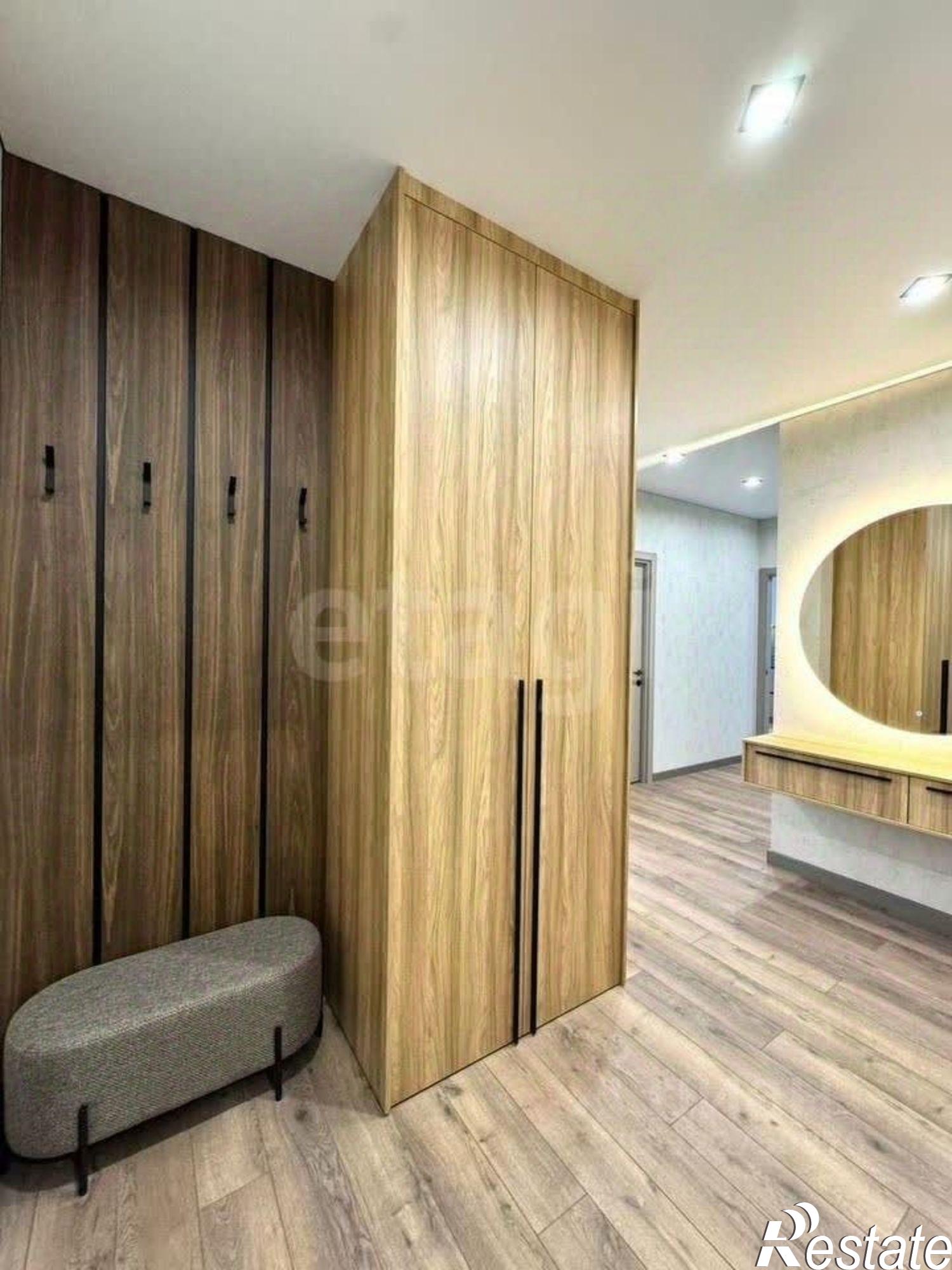 Купить квартиру за 10 800 000 рублей