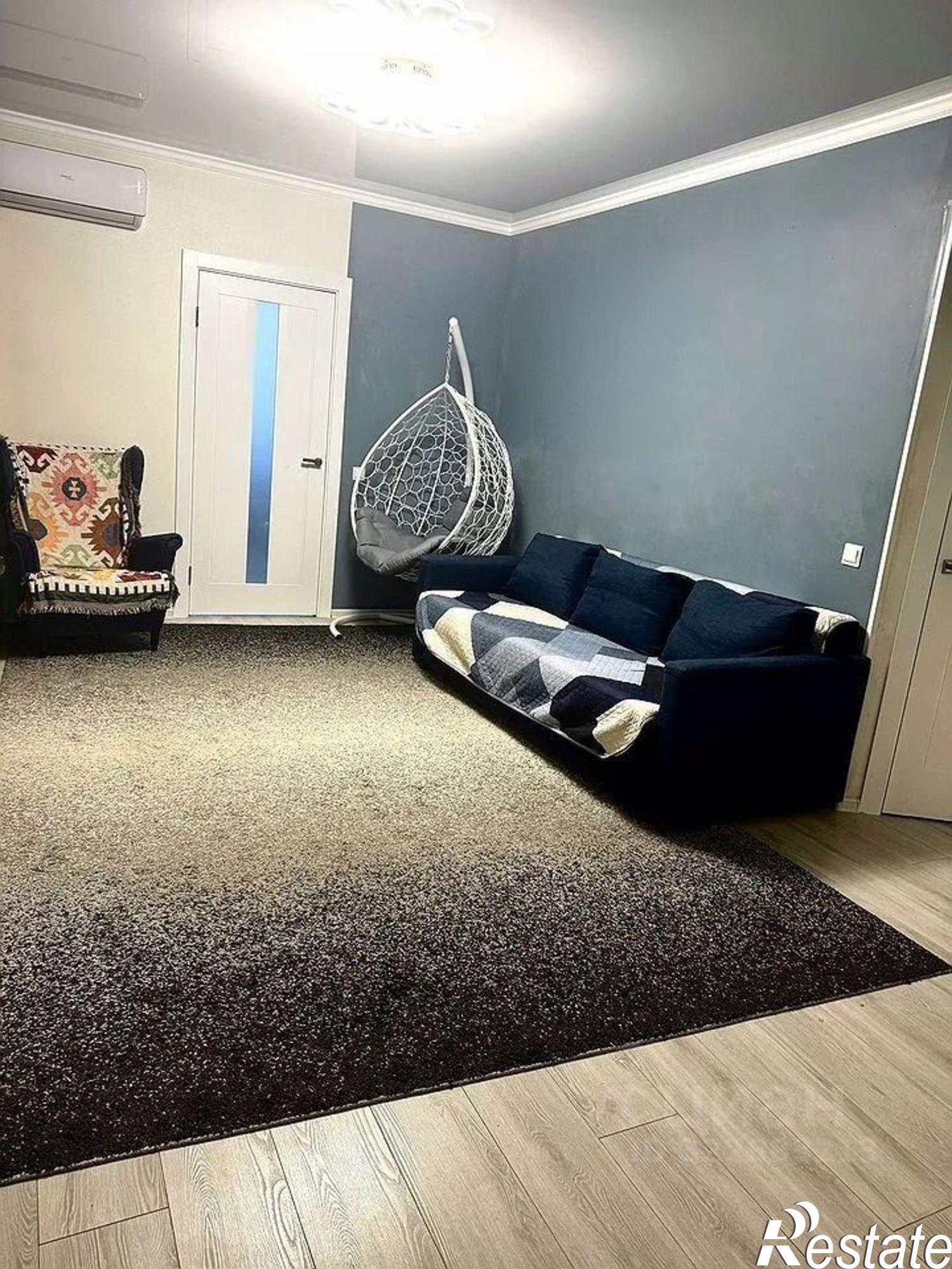 Купить квартиру за 9 999 990 рублей на Гвардейский пер, 13А