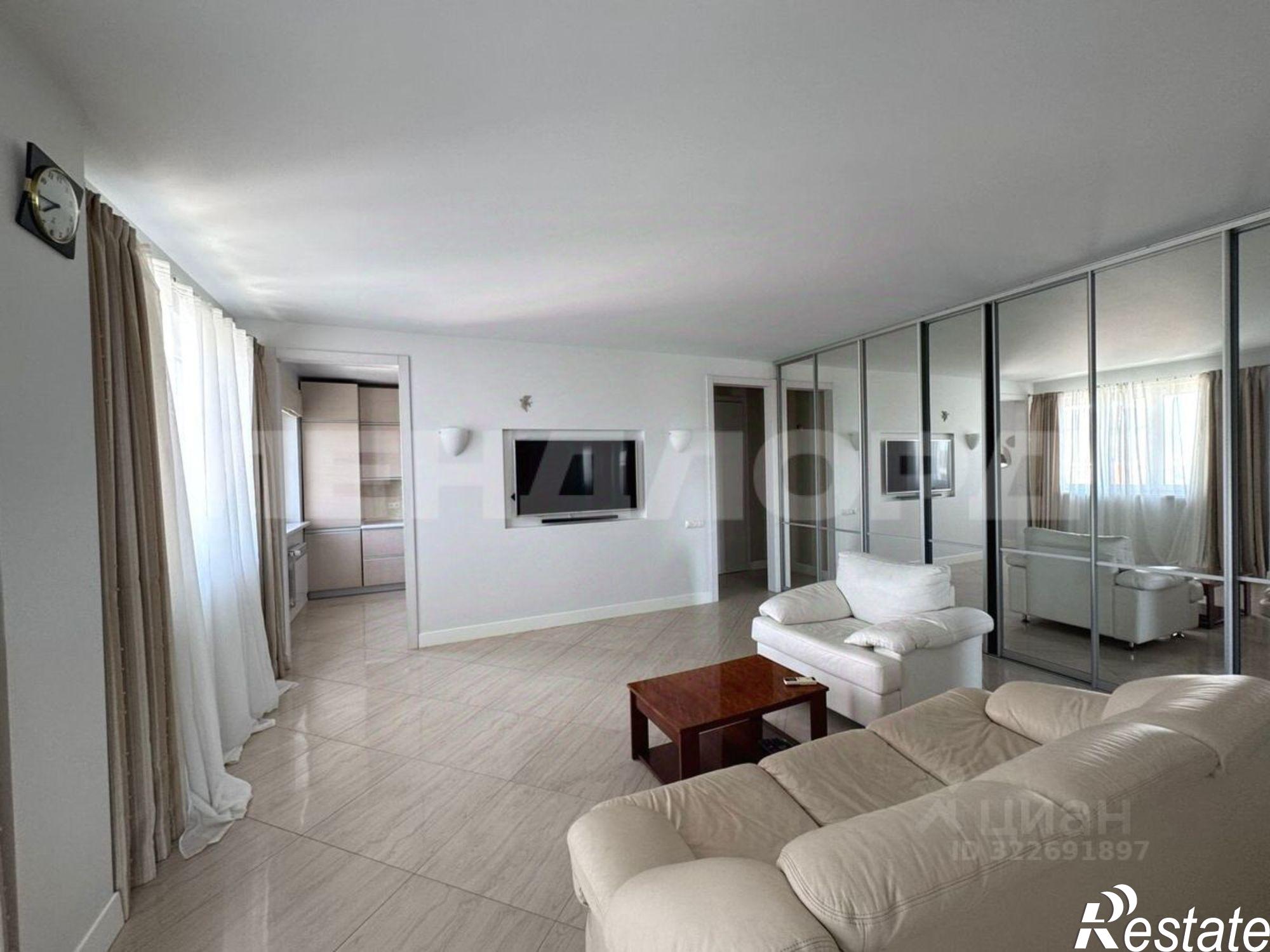 Купить квартиру за 17 000 000 рублей на улица Закруткина, 61