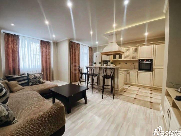 3-комн квартира Гвардейский пер, 11/1,  д. 11/1