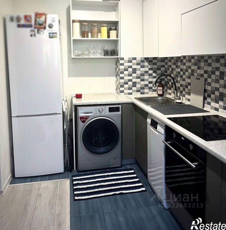 3-комн квартира Гвардейский пер, 13А,  д. 13А