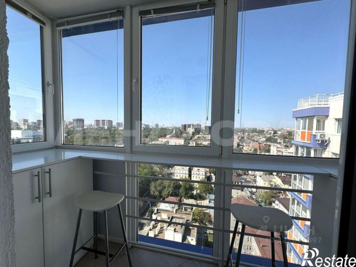 3-комн квартира улица Закруткина, 61,  д. 61