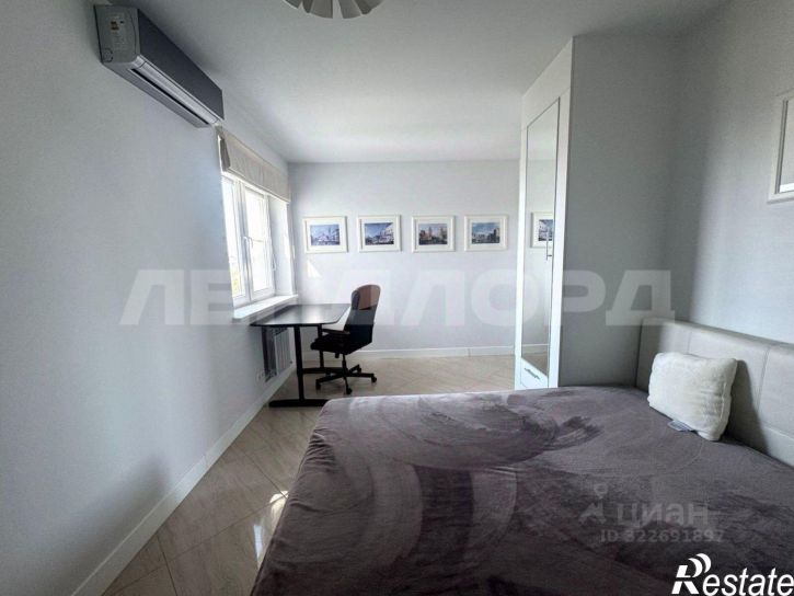 3-комн квартира улица Закруткина, 61,  д. 61