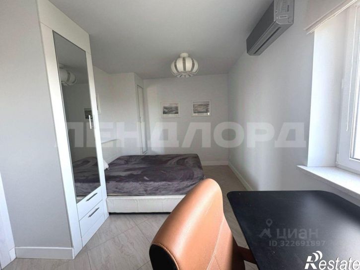 3-комн квартира улица Закруткина, 61,  д. 61