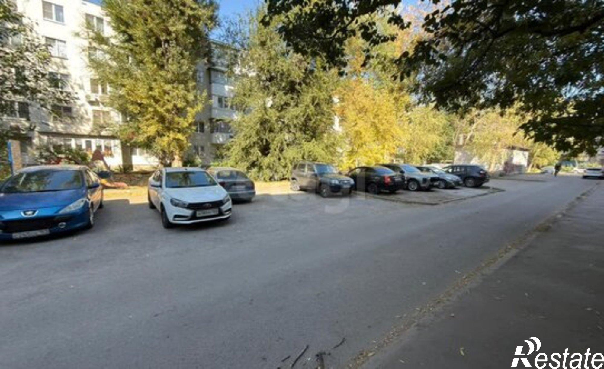 Купить квартиру за 4 900 000 рублей на пр-кт 40-летия Победы, 73/8