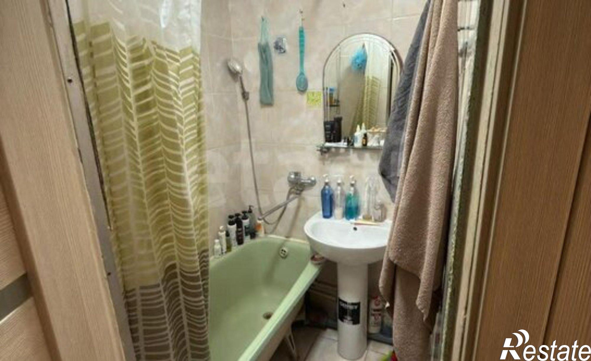 Купить квартиру за 4 900 000 рублей на пр-кт 40-летия Победы, 73/8