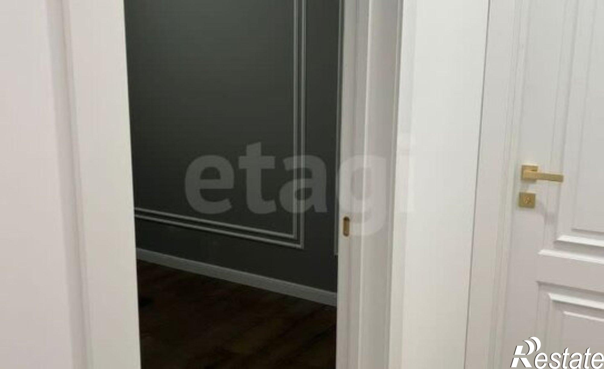 Купить квартиру за 13 500 000 рублей на улица Ларина, 45 с2