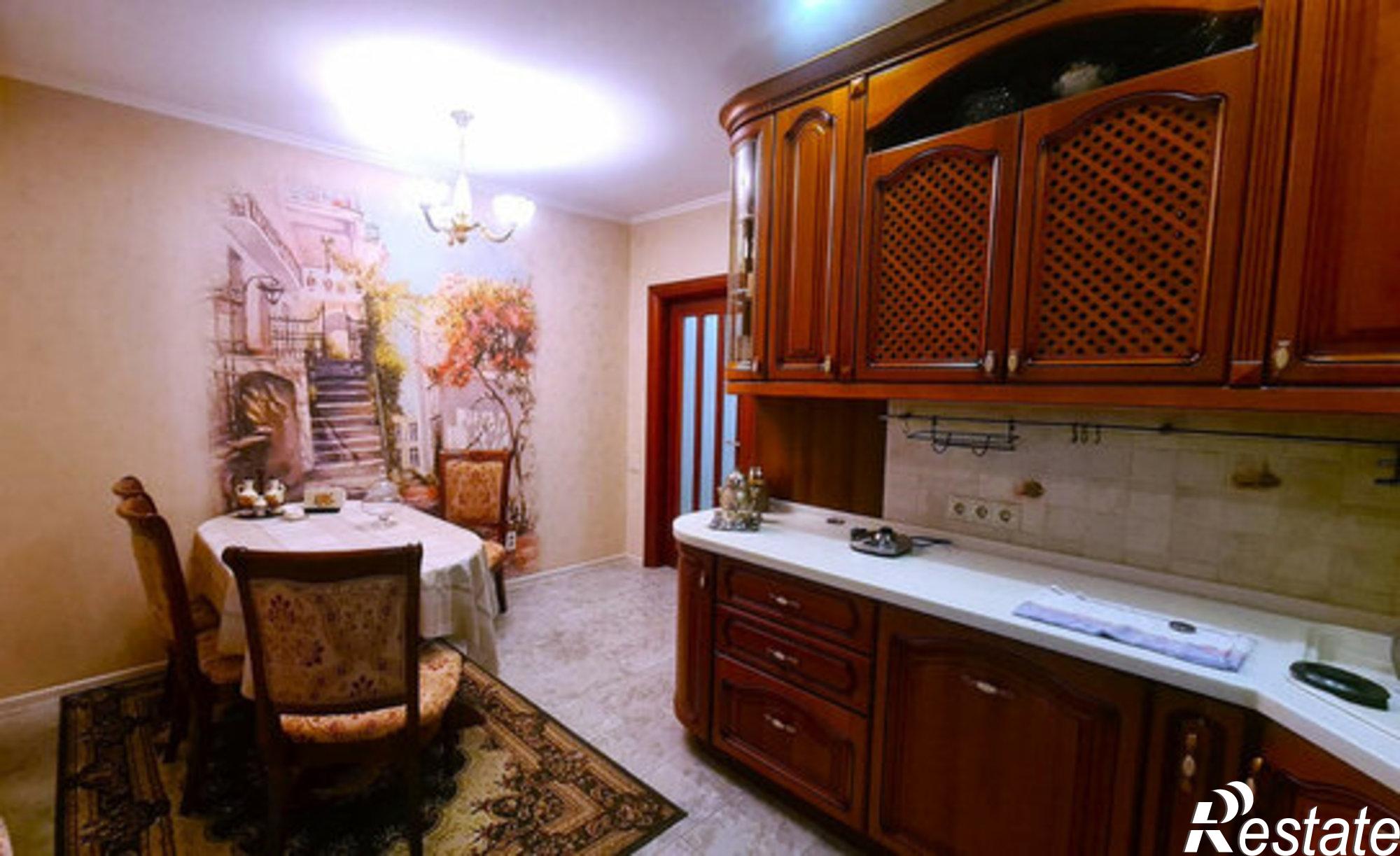 Купить квартиру за 19 500 000 рублей на Соборный пер, 94а