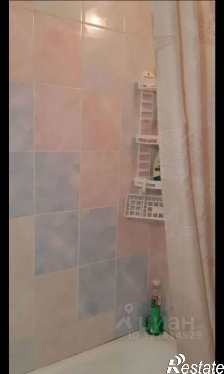 3-комн квартира проспект Стачки, 231 к1,  д. 231 к1