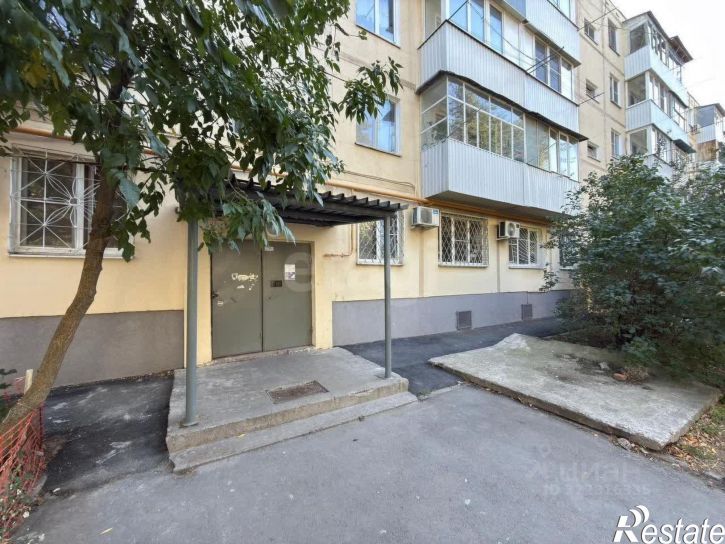 2-комн квартира пр-кт 40-летия Победы, 73/8,  д. 73/8