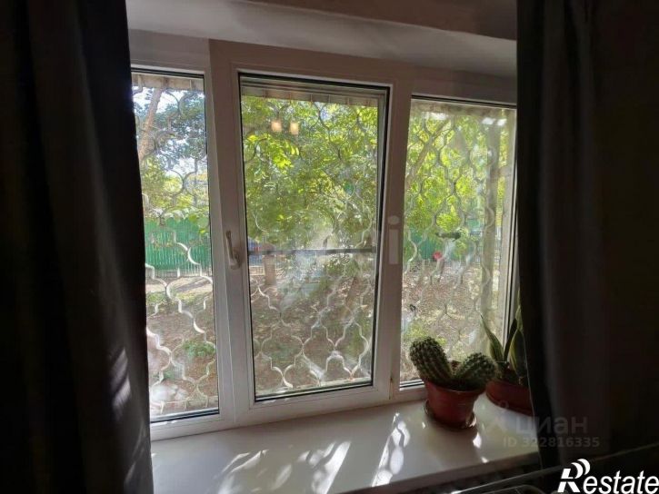 2-комн квартира пр-кт 40-летия Победы, 73/8,  д. 73/8