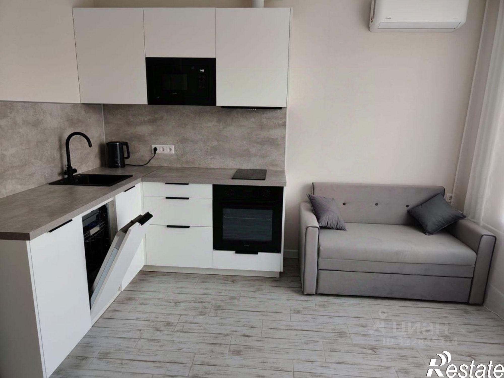 Сдать квартиру за 33 000 рублей на ул Ткачева, 15