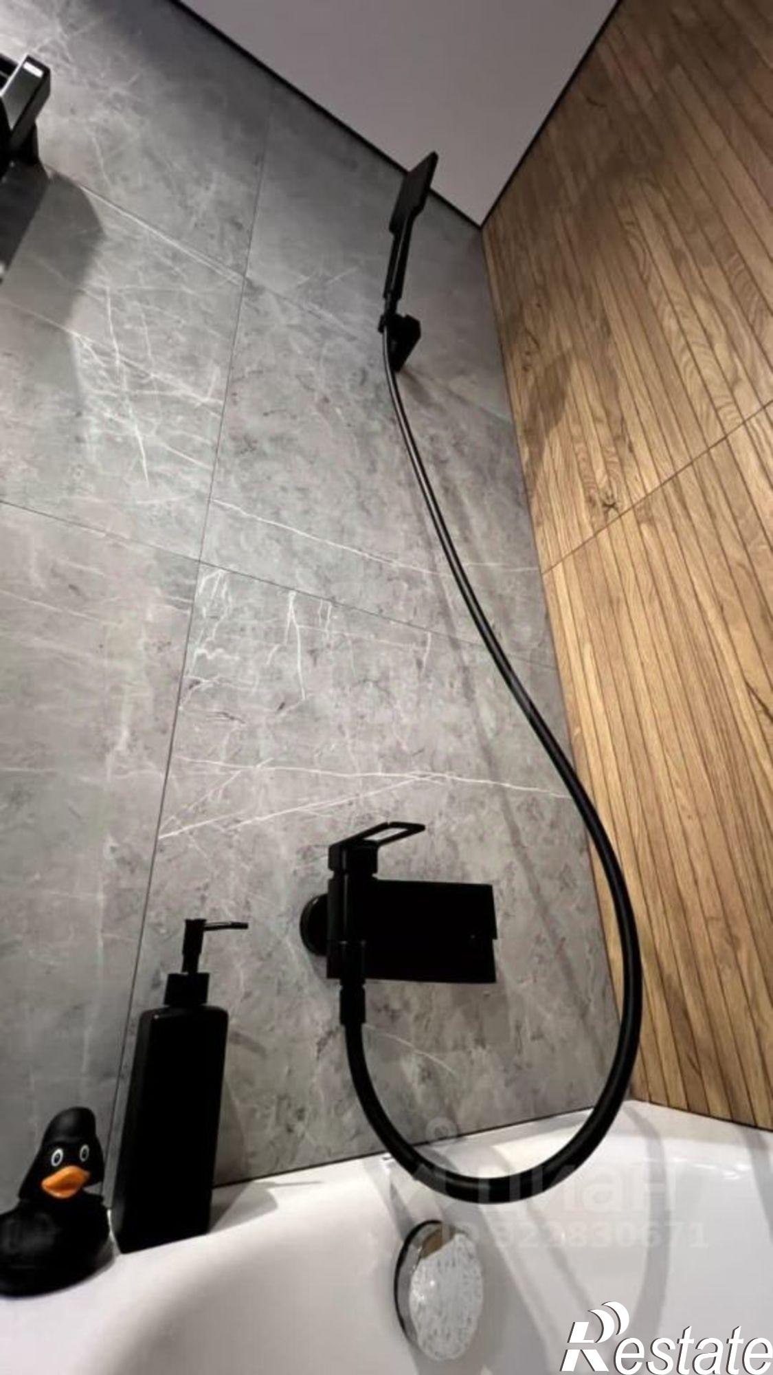 Купить квартиру за 14 800 000 рублей на ул Береговая, 6