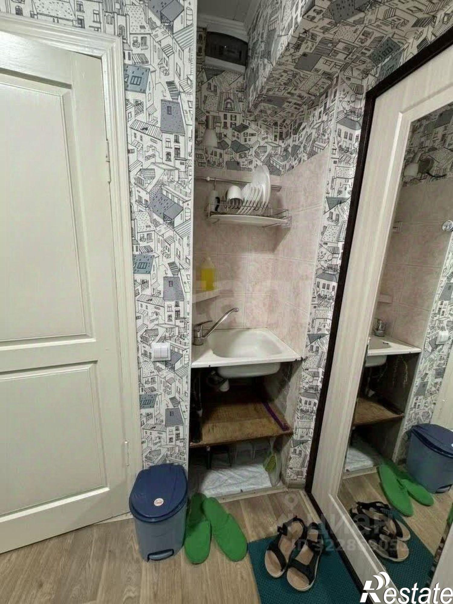 Купить квартиру за 2 350 000 рублей на пр-кт 40-летия Победы, 282/100