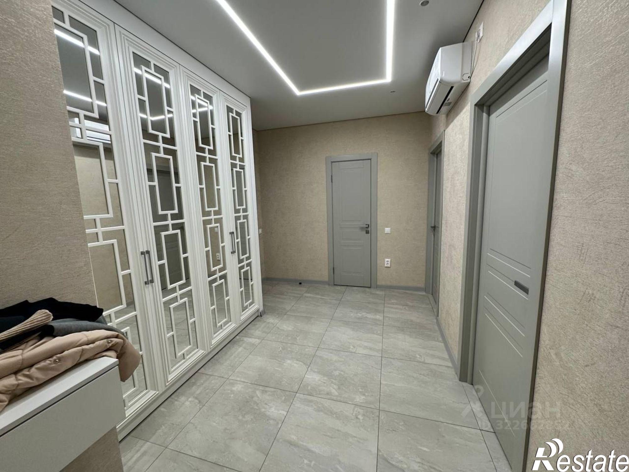 Купить квартиру за 10 500 000 рублей на ул Вересаева, 101/1 2