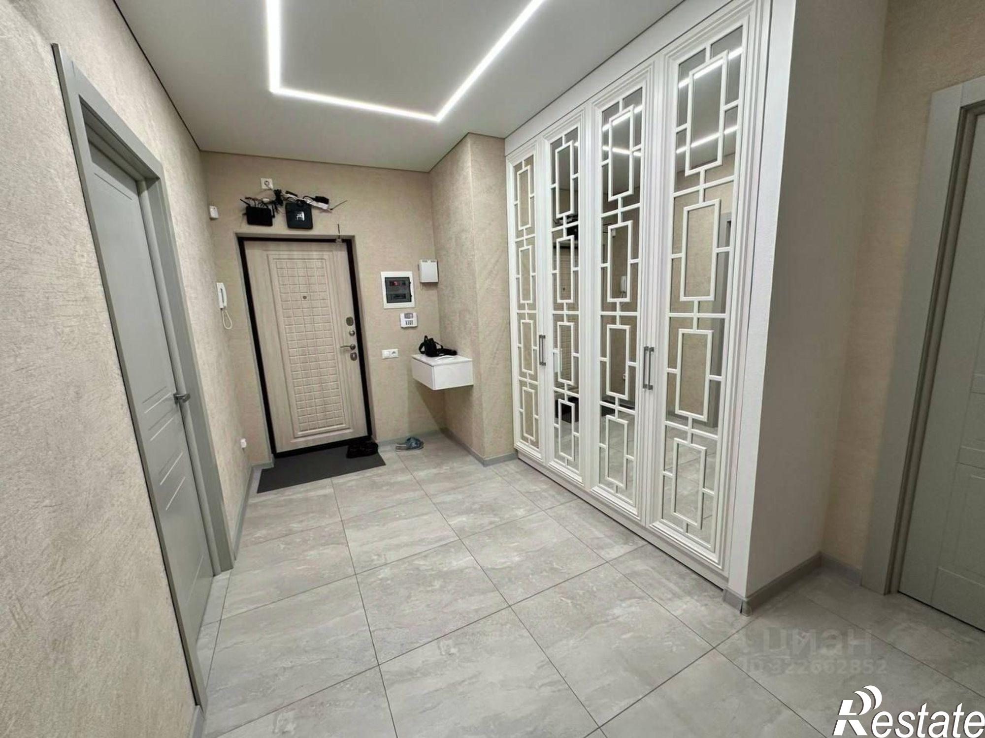 Купить квартиру за 10 500 000 рублей на ул Вересаева, 101/1 2