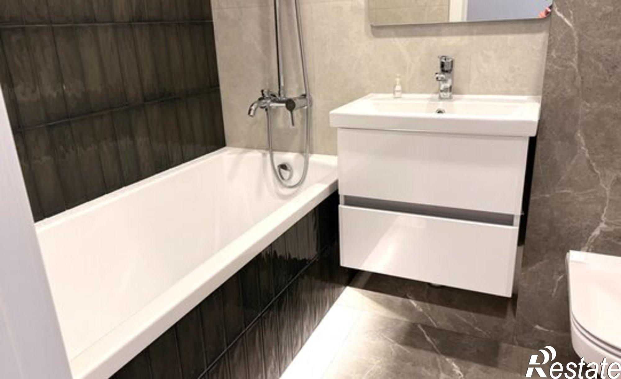 Купить квартиру за 7 700 000 рублей на ул Нансена, 103/1 3