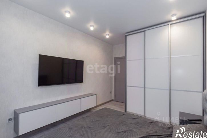 1-комн квартира ул Бориса Слюсаря, 23 2,  д. 23 2,  к. 2