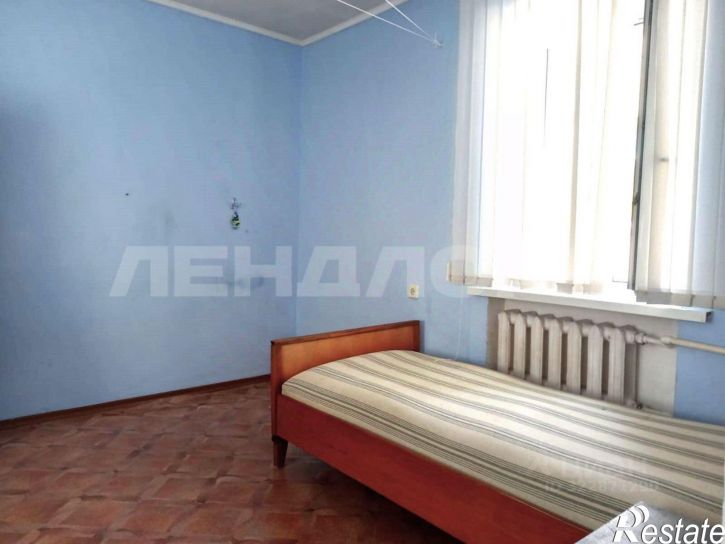 2-комн квартира ул 13-я линия, 1/20,  д. 1/20