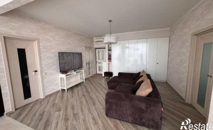 1-комн квартира Кировский проспект, 48,  д. 48