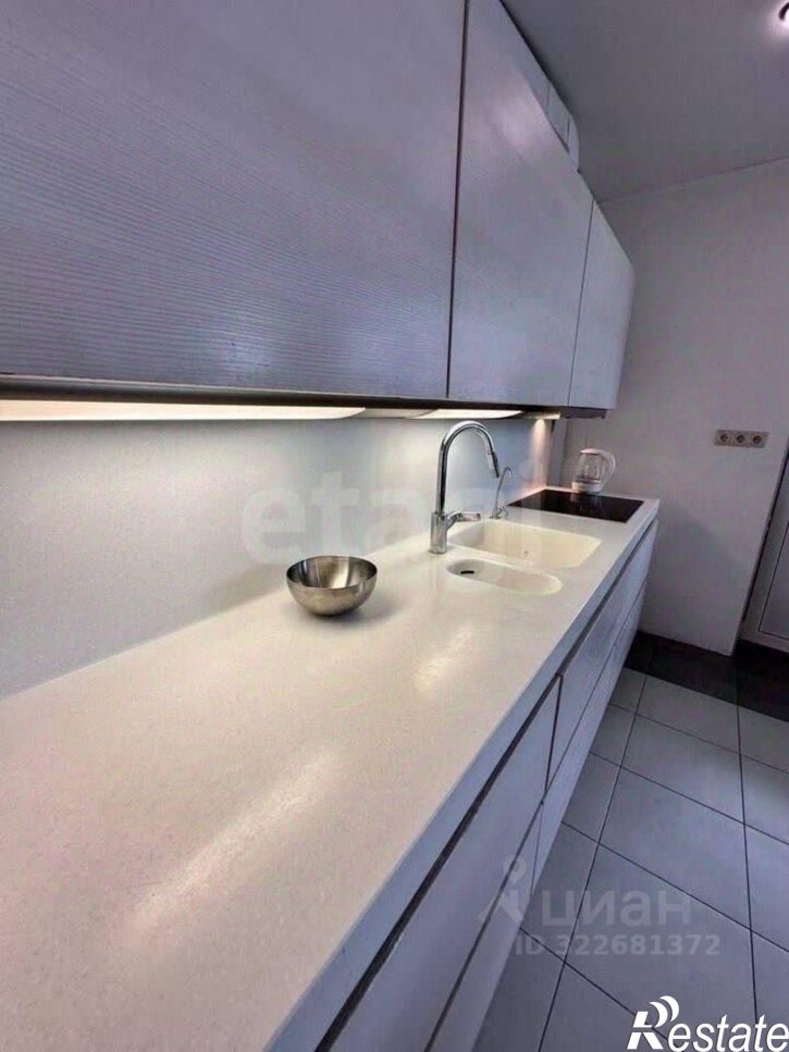 2-комн квартира ул Шаповалова, 1г 1,  д. 1г 1,  к. 1