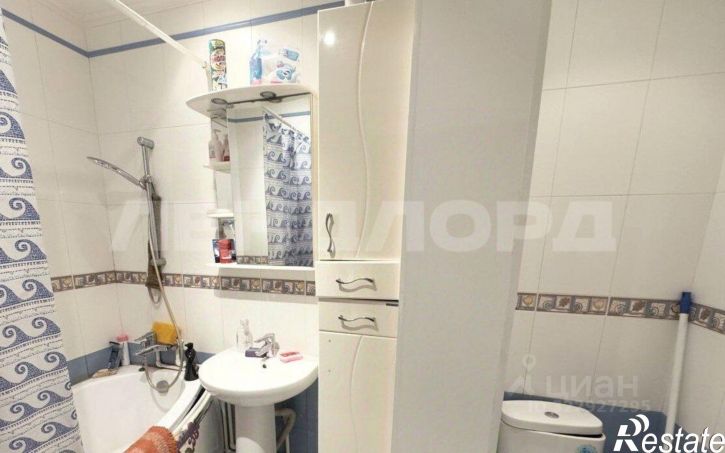 2-комн квартира пр-кт 40-летия Победы, 79,  д. 79