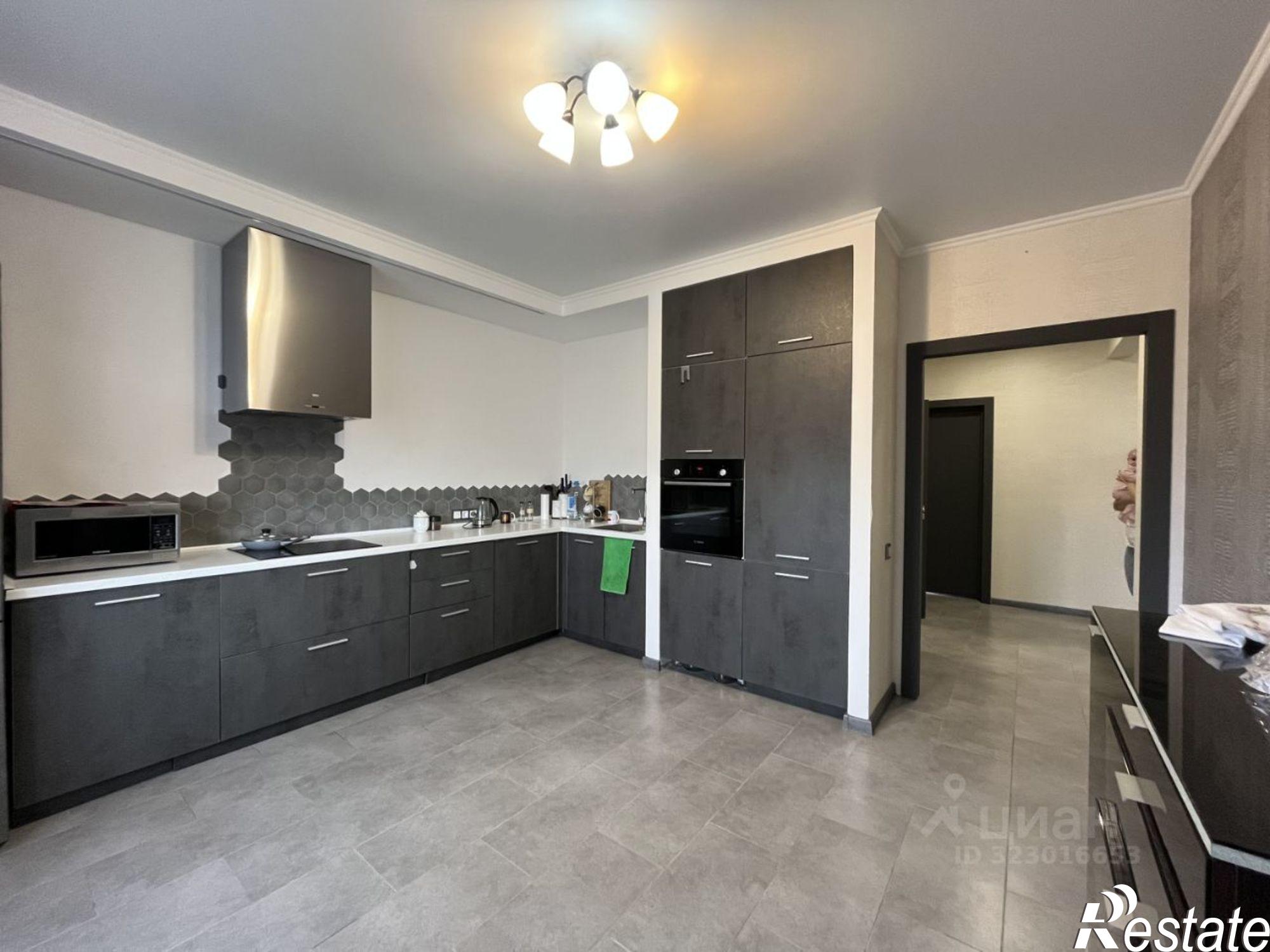 Купить квартиру за 8 500 000 рублей на улица Еляна, 54