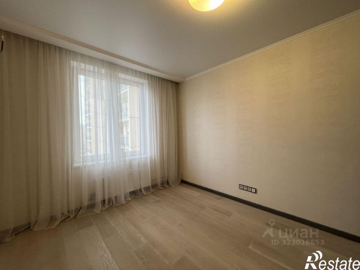 3-комн квартира улица Еляна, 54,  д. 54