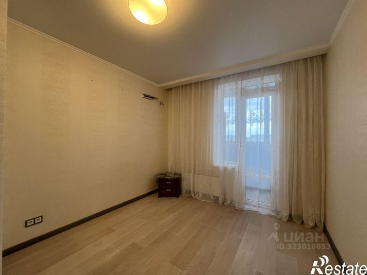 3-комн квартира улица Еляна, 54,  д. 54